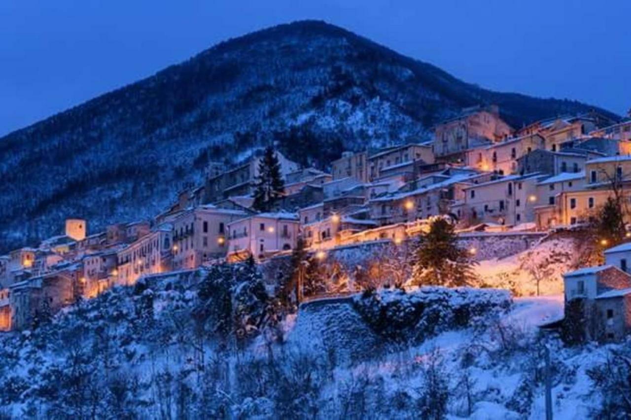 Casa Vacanze Sul Gizio Pettorano sul Gizio Exterior foto